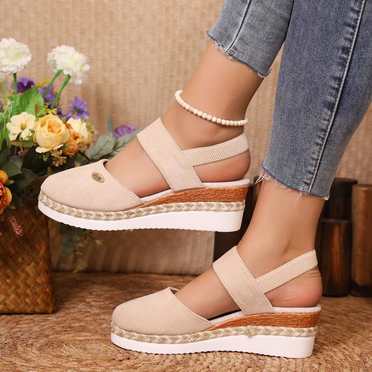 Beige / 43