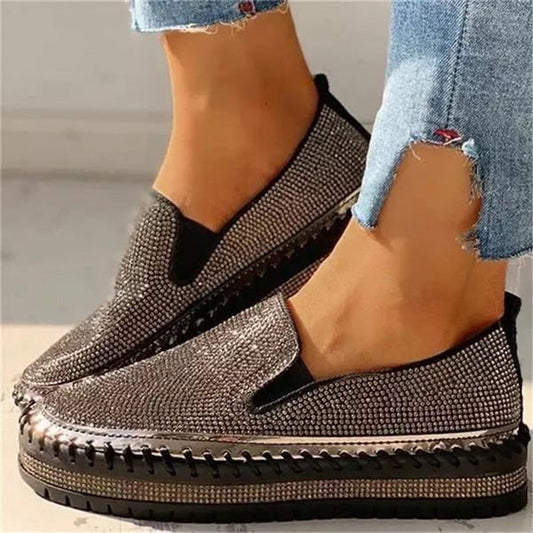 Tyylikkäät Slip-On-kengät naisille | Amara-Sandaalit-EmiyoSuomi