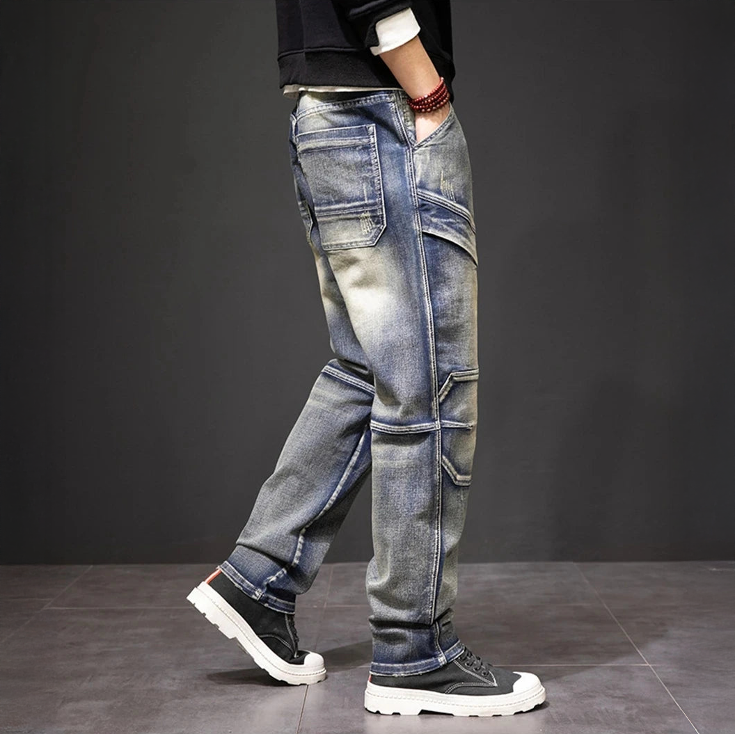 Miesten denim suoralahkeiset cargo farkut vintage-pesulla ja reisitaskuilla