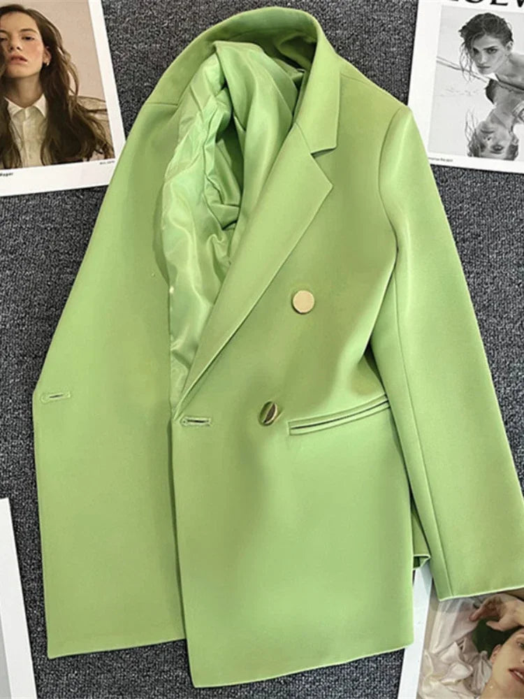Naisten kaksirivinen bleiseri slim fit, yksivärinen kaulus ja napitus