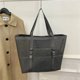 Alessandra | Tilava ja Kevyt Rantalaukku - EmiyoSuomi - Käsilaukku