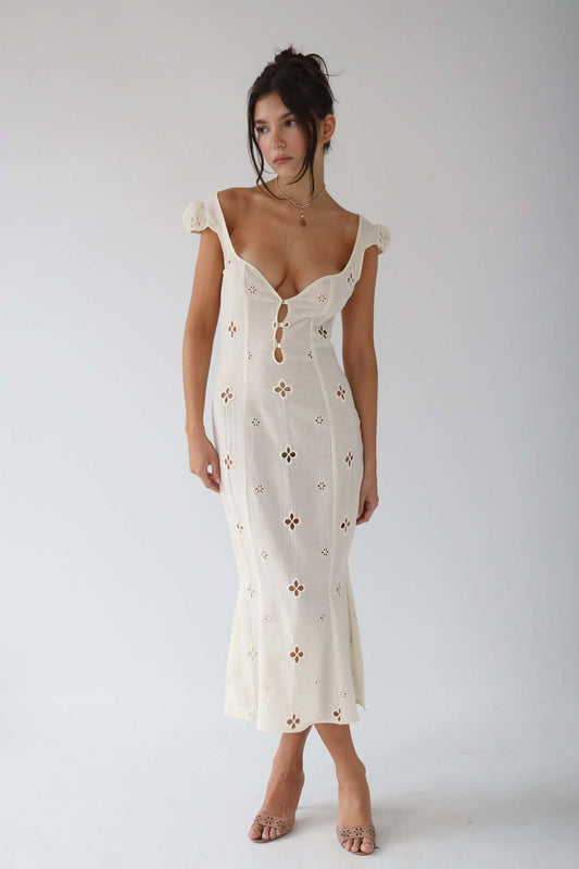 Mekko Fishtail Midi Vintage Brodeerattu - Isabella-Mekot-EmiyoSuomi
