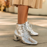 Femme Kimalle - Ankelisaappaat - Nauhat - Tyylikäs Kiilto - EmiyoSuomi - Saappaat Nainen