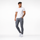 Miesten slim fit cargo denim farkut useilla toiminnallisilla taskuilla
