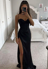Tiffany - Samettinen Ilta-asu - Eleganssia ja mukavuutta-Mekot-EmiyoSuomi