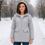 Irene Vedenpitävä Trenchcoat - Tyylikäs - Toiminnallinen - Suojaava - EmiyoSuomi - Takki Nainen