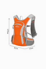 Kevyt, vedenpitävä ja integroitu vesipussi - AquaPack - EmiyoSuomi - Leirintäalue