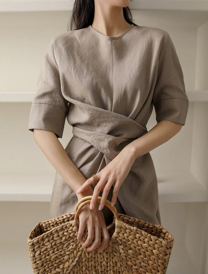 Liinamekko Midi Khaki – Minimalistinen Ilta-asu