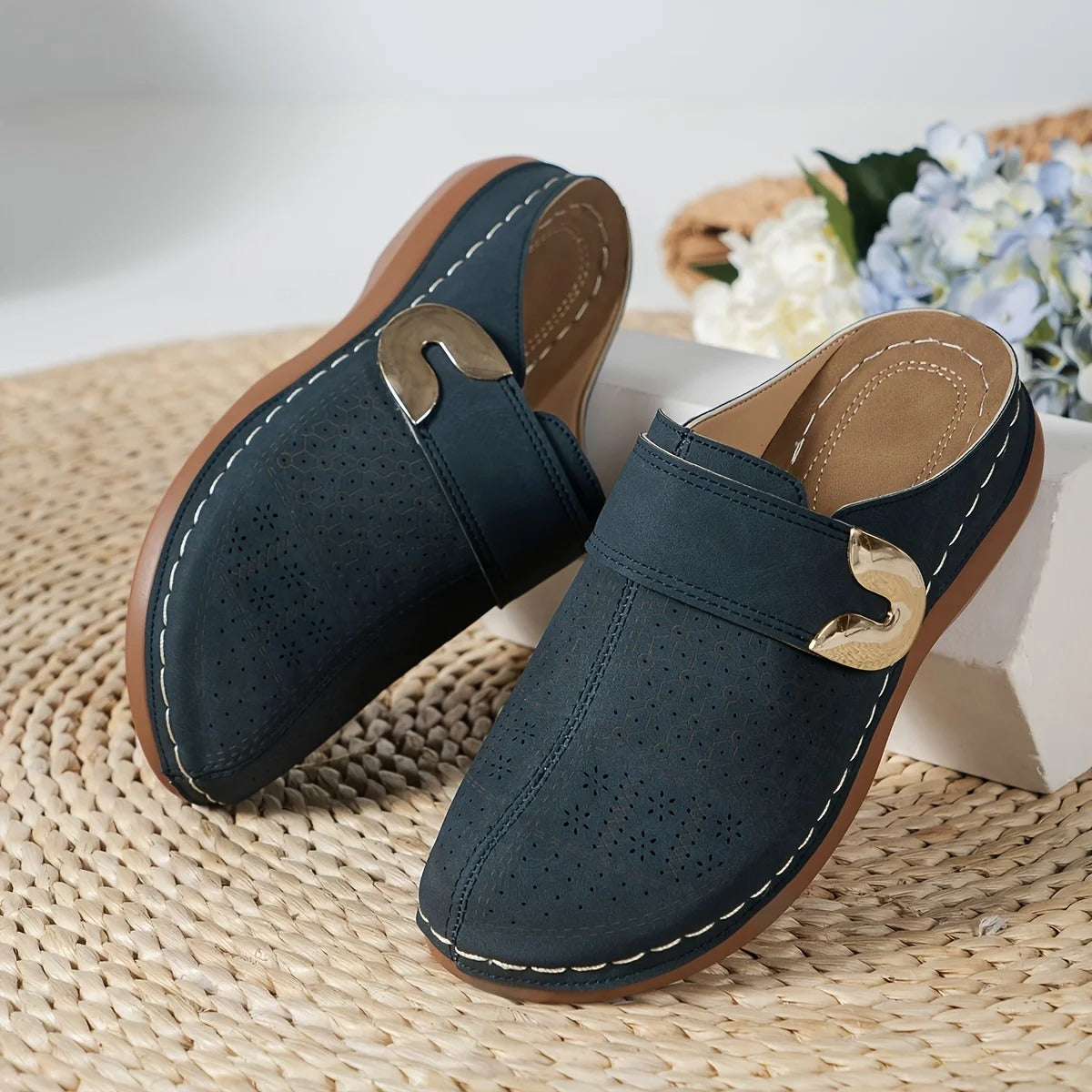 Naisten Kiilasandaalit | Slip-On Wedge Platform | Mukava