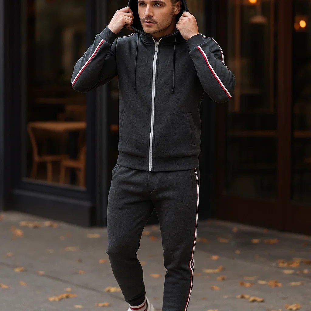 Mukava Mies Treenisarja Damon - Urheilullinen - Mukautuva - EmiyoSuomi - Verkkapuku