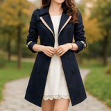 Naisten Trench Coat – Slim Fit – Kaksoispainike – Polvipituinen – Rakenteellinen Kangas - EmiyoSuomi - Takki Nainen