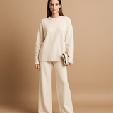 Neulepuserosetti - Korkeakauluksinen neule - Yhteensopivat housut - EmiyoSuomi - Neulepusero Nainen