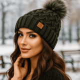 Pompomilla varustettu neulepipo - EmiyoSuomi - Lämpimät pipot