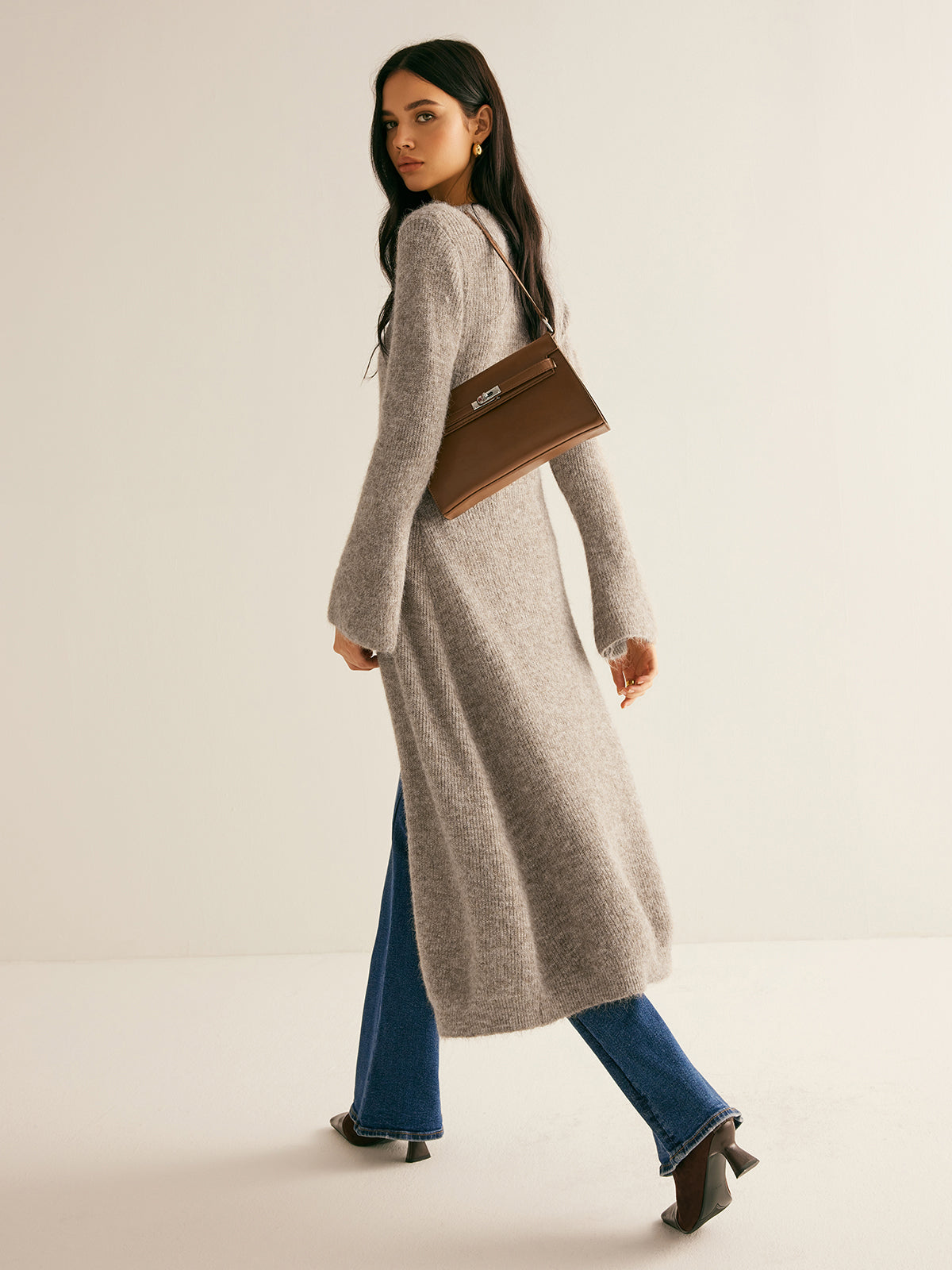Naisten neule sweater mekko V-kaula-aukko midi pituus nappikiinnitys
