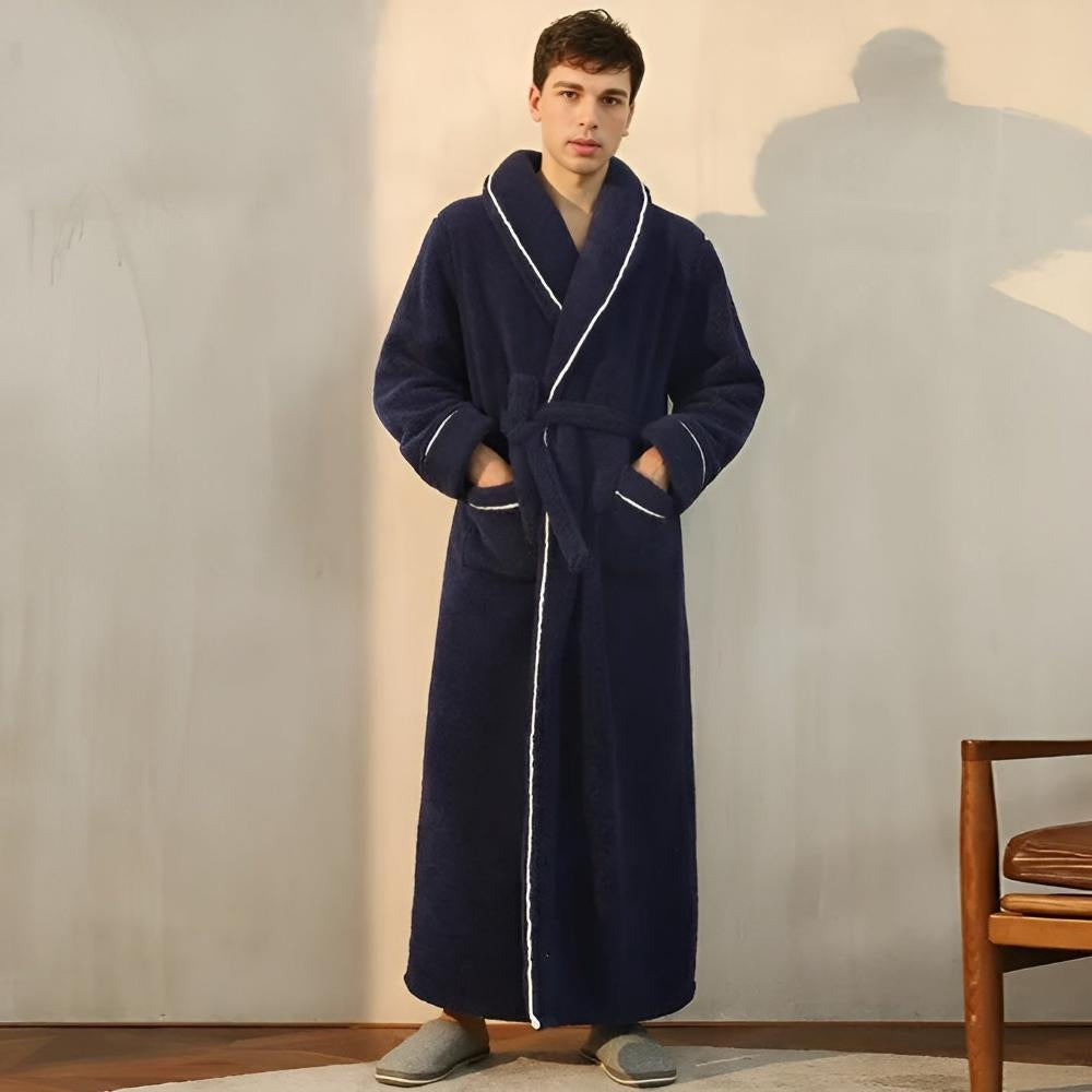Naisten pitkä fleece aamutakki vyöllä ja taskuilla huivikaulus
