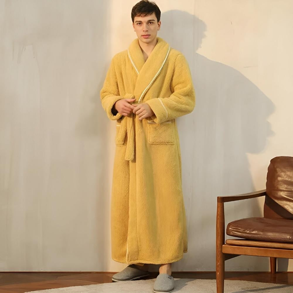 Naisten pitkä fleece aamutakki vyöllä ja taskuilla huivikaulus