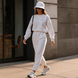 Tyylikäs Naisten Verryttelypuku Jade - Setti Huppari - Housut - Urheilu - EmiyoSuomi - Verkkapuku