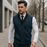 Tyylikäs neuleliivi miehille – mukava ja ajaton - EmiyoSuomi - Takit - Miehet