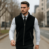 Tyylikäs neuleliivi miehille – mukava ja ajaton - EmiyoSuomi - Takit - Miehet