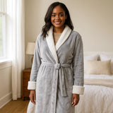 VeluSoft – Tyylikäs Fleece - kylpytakki Luksusmaisella Kontrastivärillä Rentoutumiseen - EmiyoSuomi - Kylpytakit