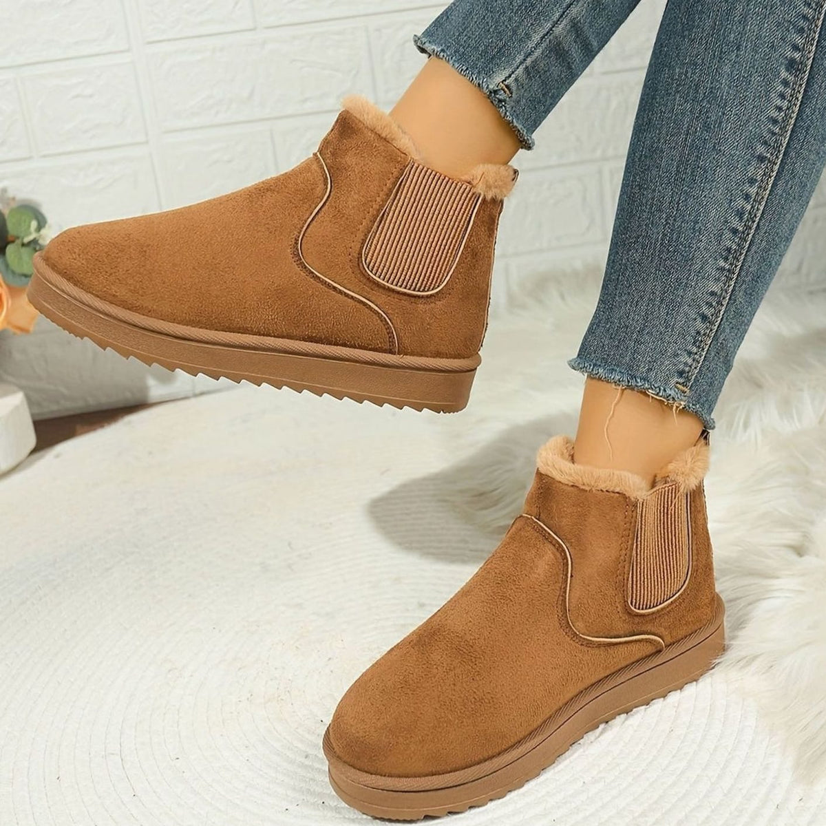 Naisten pehmovuoratut slip-on platform talvinilkkurit