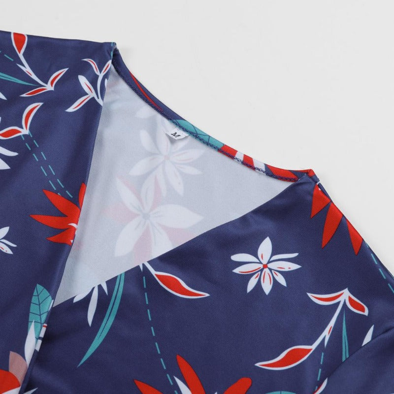 Calista | V-kaula-aukkoinen kukkakuvioinen setti-Clothing-EmiyoSuomi